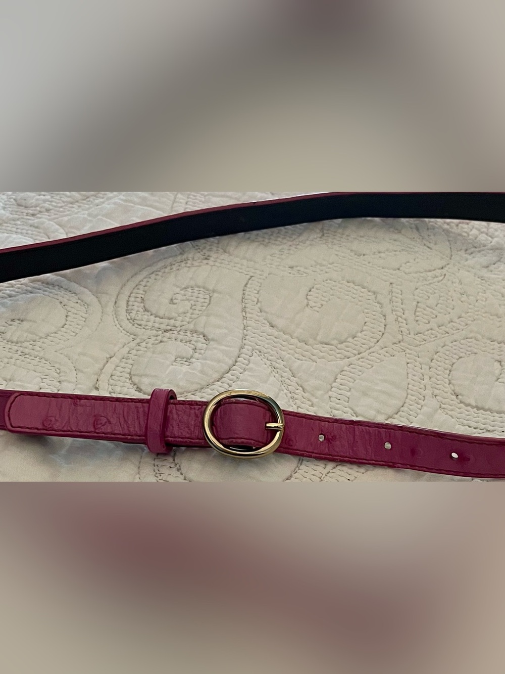 🩷J. Crew Leather Pink Embossed 
Ostrich-texture Skinny Belt Gold Buckle Size S